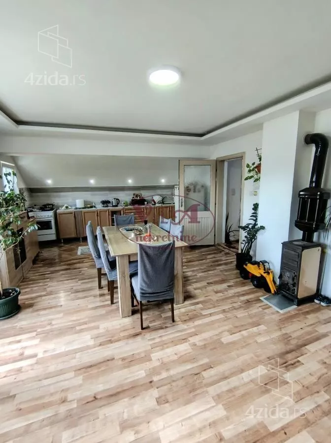 Kuća | 4zida