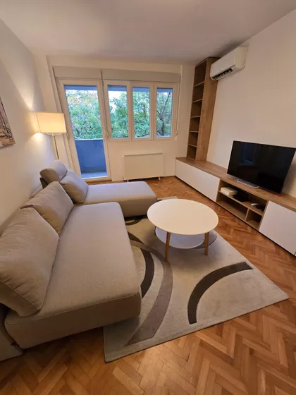 Gospodara Vučića | 4zida.rs