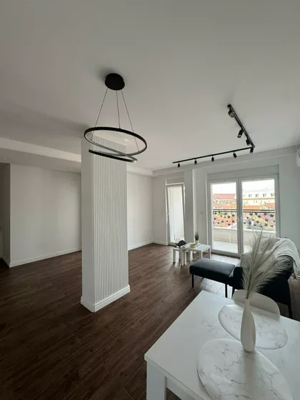 Esperanta 5 | 4zida.rs