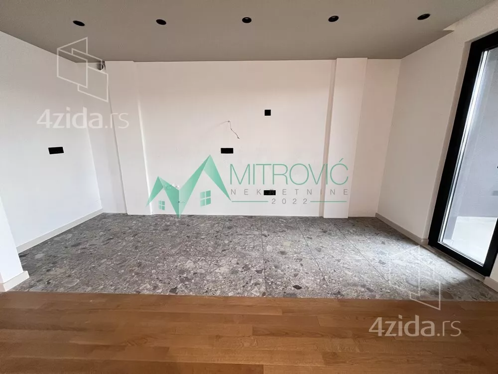 Petosoban stan | 4zida