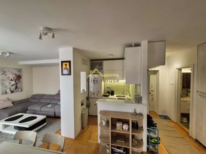 Bulevar Zona 1 | 4zida.rs