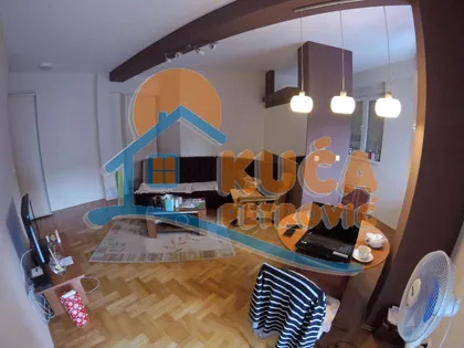 Prvomajska | 4zida.rs