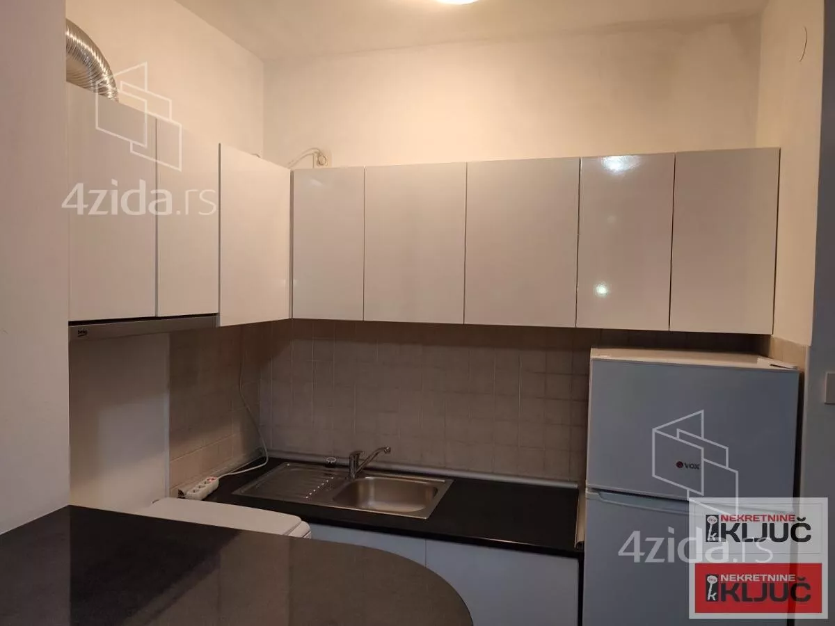 Garsonjera | 4zida
