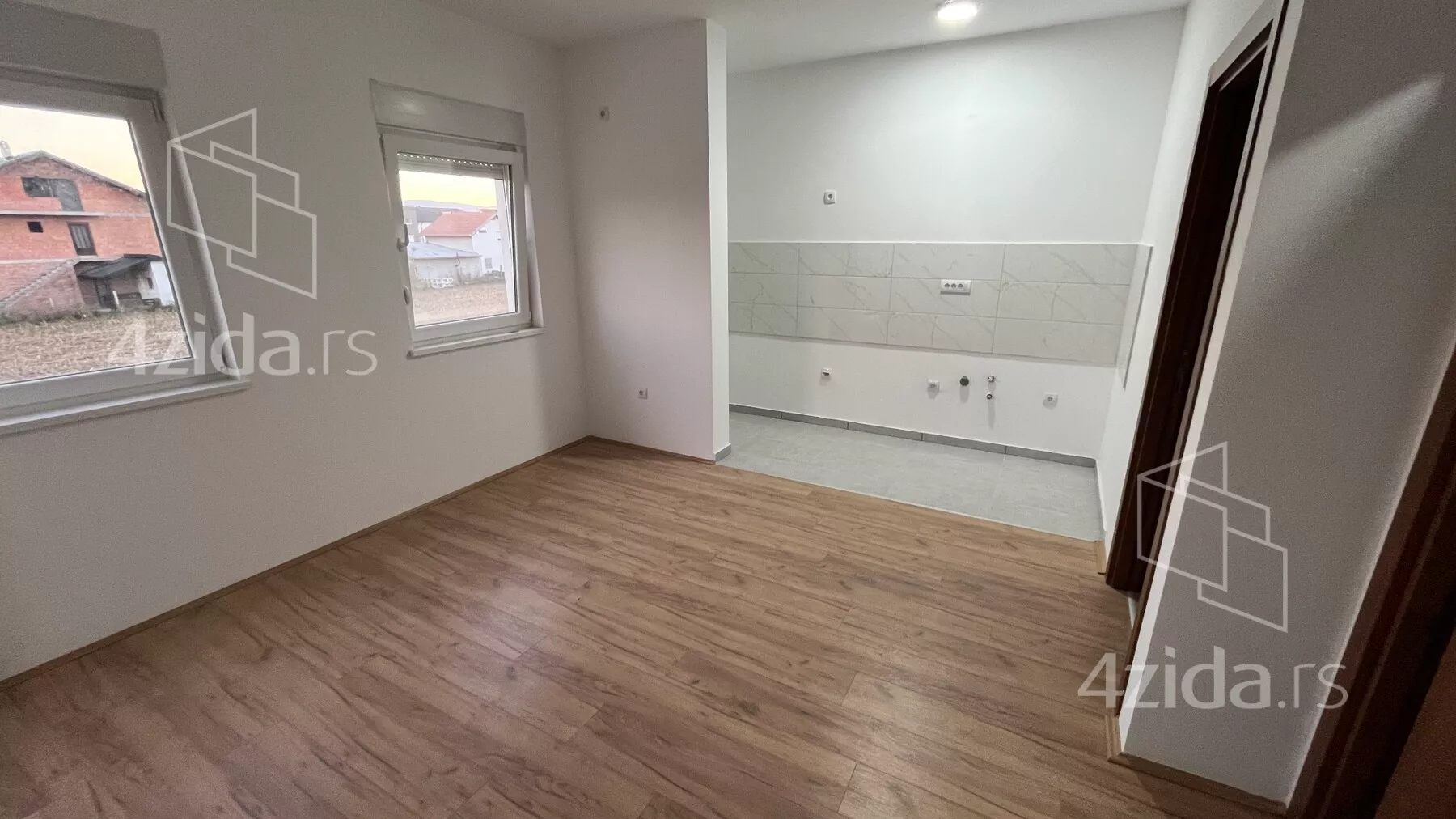 Jednoiposoban stan | 4zida