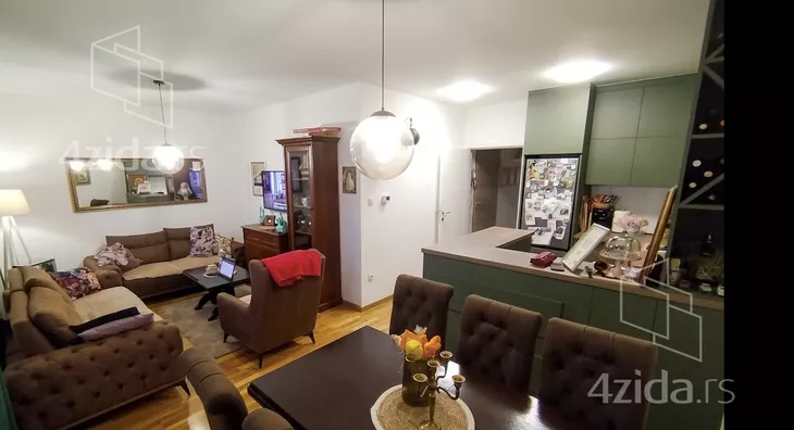 Troiposoban stan | 4zida