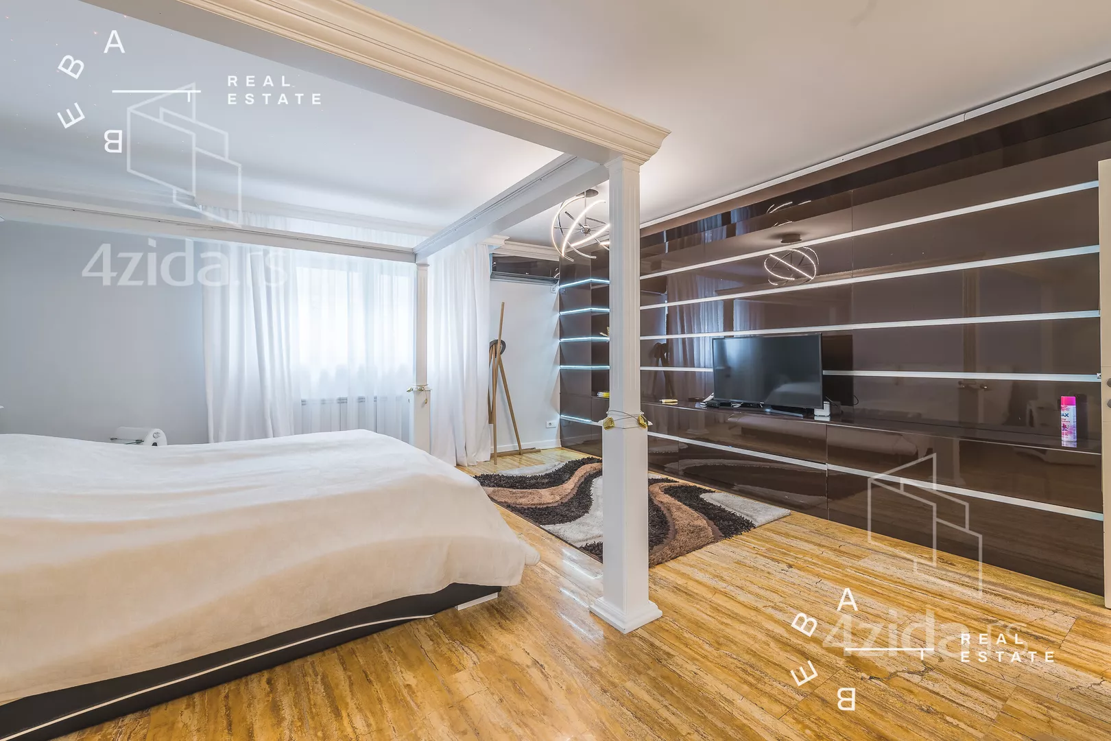 Šestosoban stan | 4zida