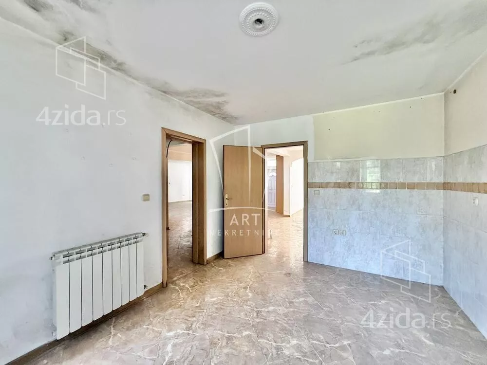3-etažna kuća | 4zida