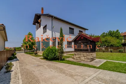 Smederevski put | 4zida.rs