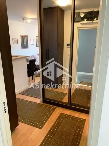 Donji Grad | 4zida.rs