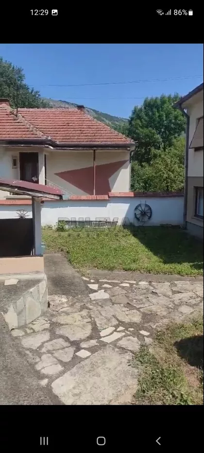 Niševac | 4zida.rs