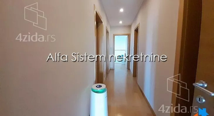 Šestosoban stan | 4zida