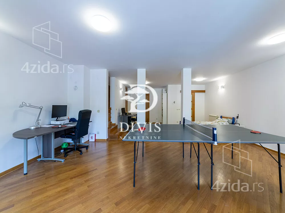 4-etažna kuća | 4zida