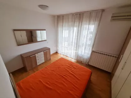 Hram Svetog Save | 4zida.rs