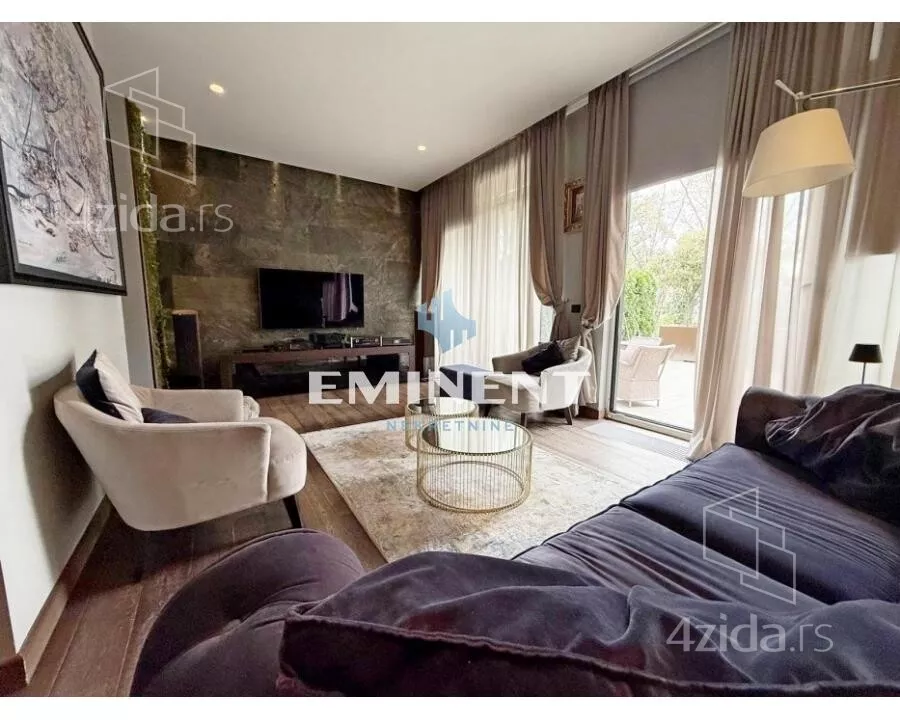 Petosoban stan | 4zida