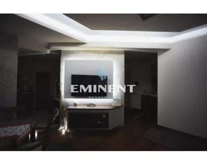 Dečanska | 4zida.rs