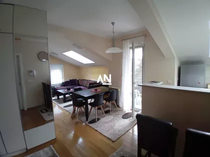 Miće Orlovića | 4zida.rs