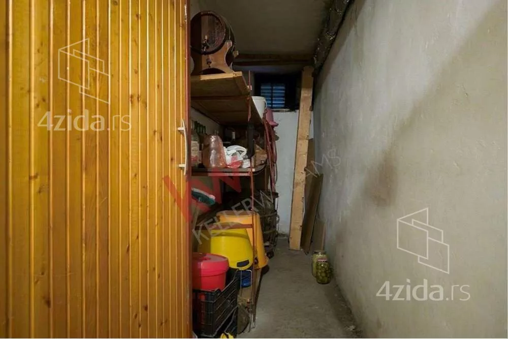 3-etažna kuća | 4zida