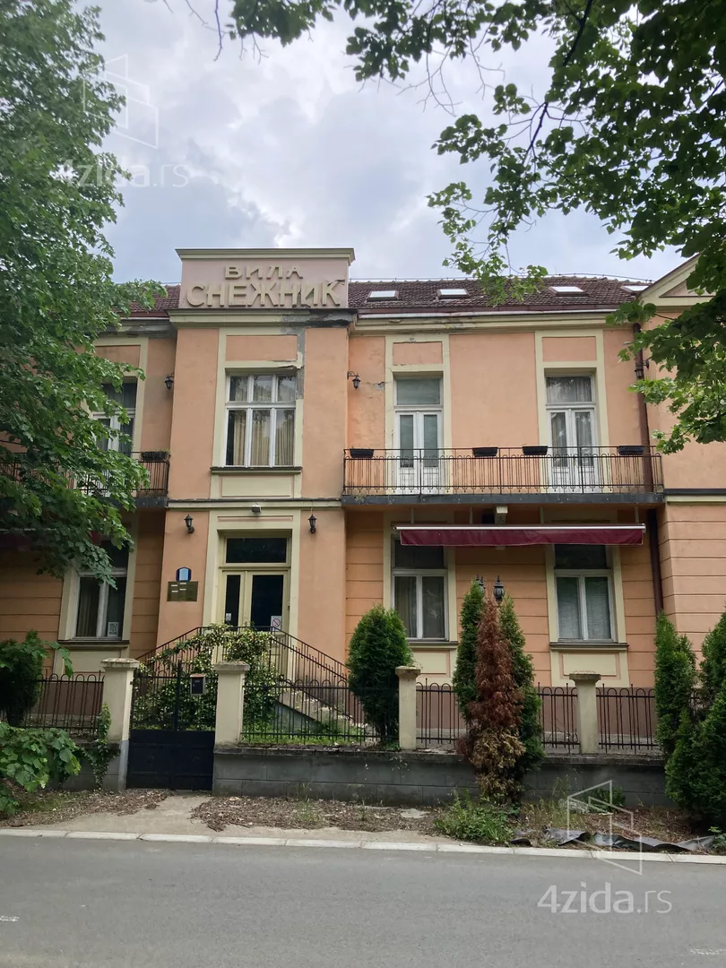 Turistički objekat | 4zida