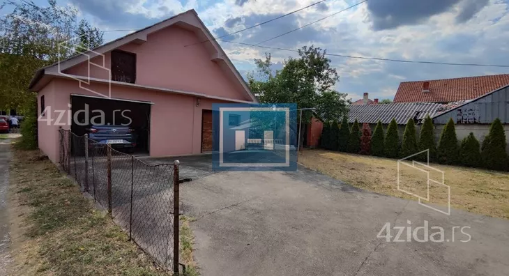 Kuća | 4zida