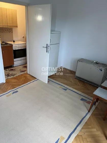 Marka Milanovića | 4zida.rs