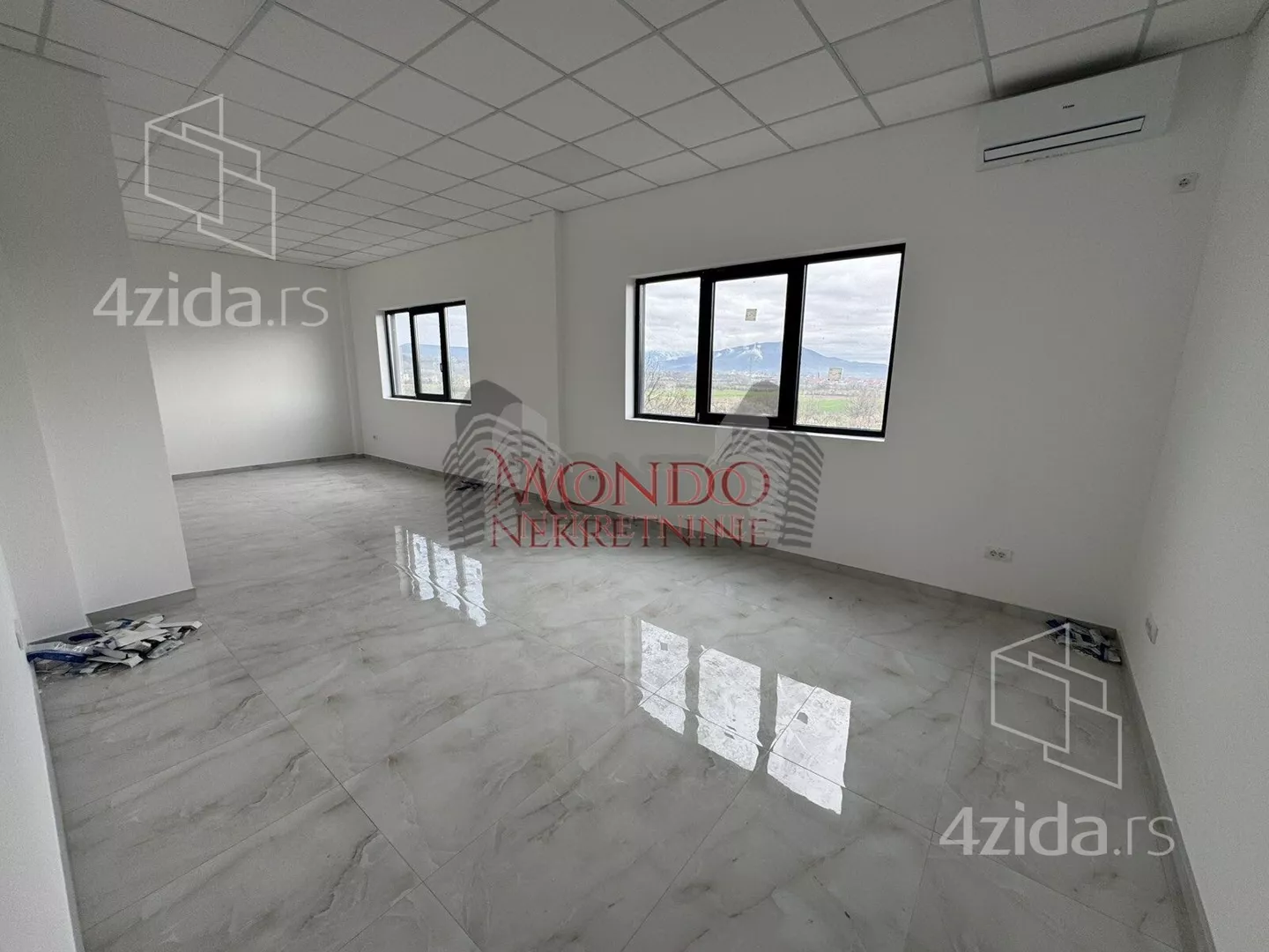 Poslovni prostor | 4zida