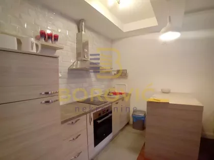 Hram Svetog Save | 4zida.rs