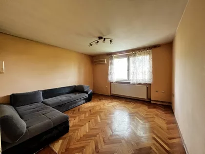 Teslino Naselje | 4zida.rs