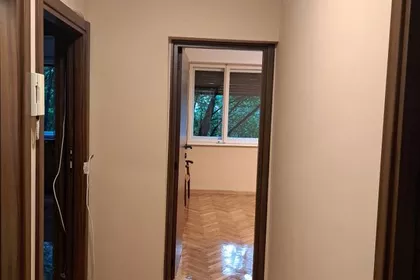 Hadži-Ruvimova | 4zida.rs