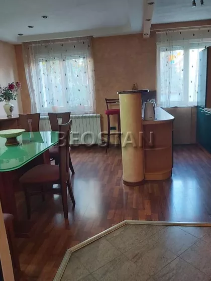 Metohijska | 4zida.rs