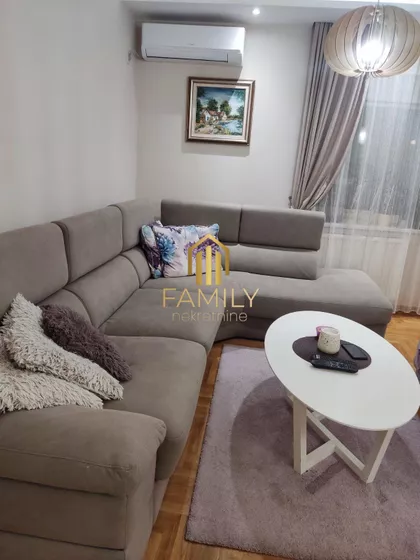 Adamovićevo Naselje | 4zida.rs