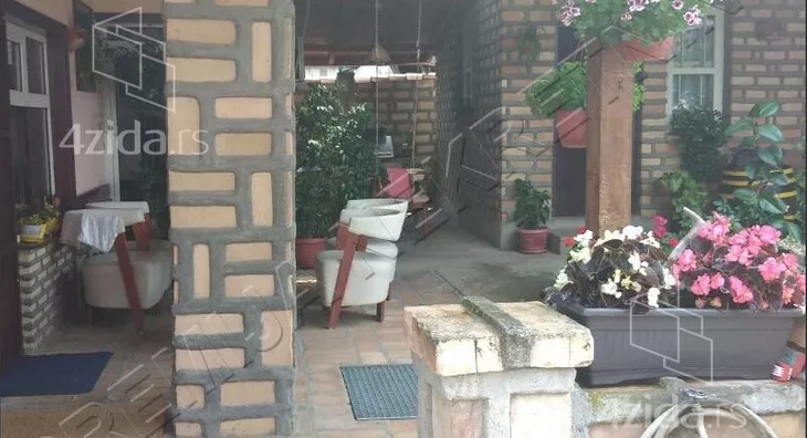 Kuća | 4zida