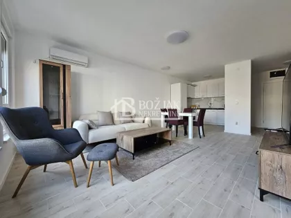 Žitni Trg | 4zida.rs