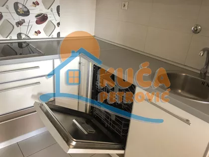 Bulevar Medijana | 4zida.rs