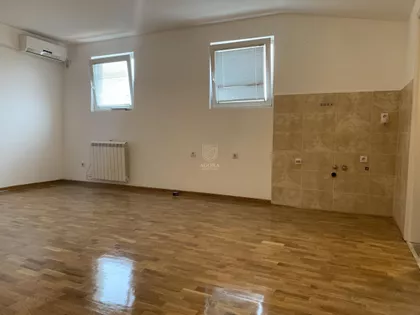 Braće Ribnikar | 4zida.rs