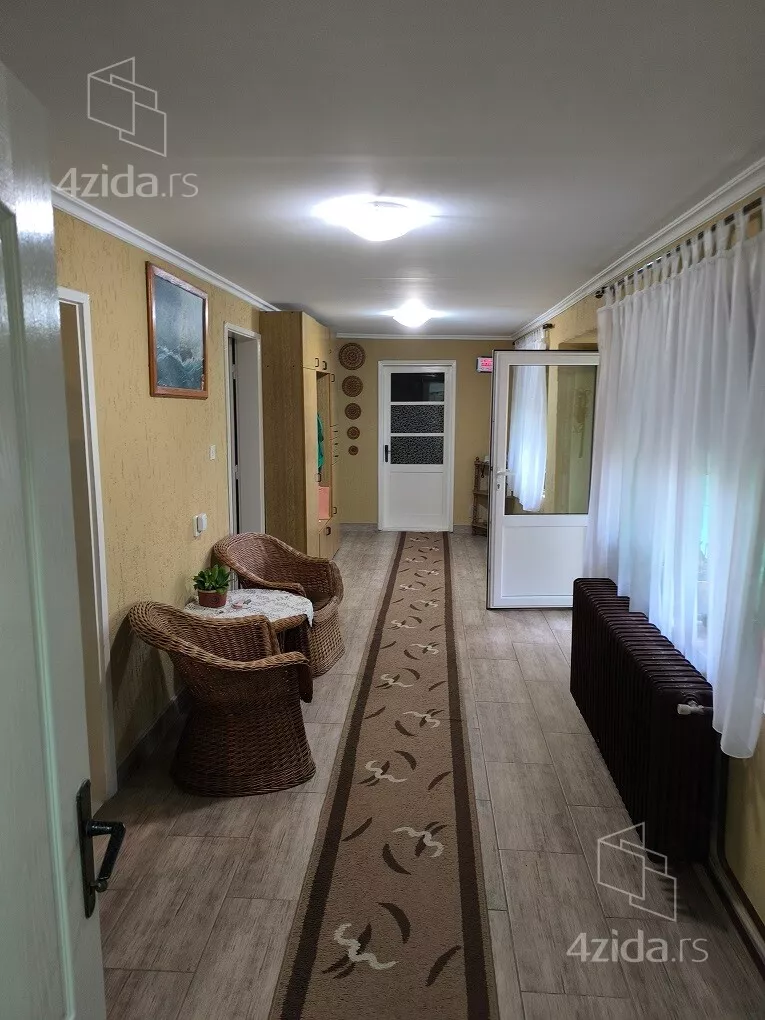 Kuća | 4zida