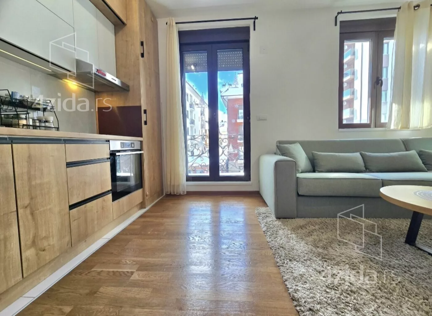 Jednoiposoban stan | 4zida