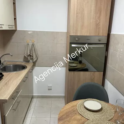 Gradske lokacije | 4zida.rs