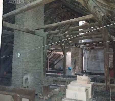 Četvoroiposoban stan | 4zida