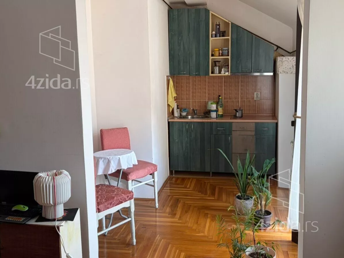Garsonjera | 4zida