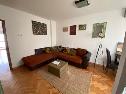 Karađorđeva | 4zida.rs