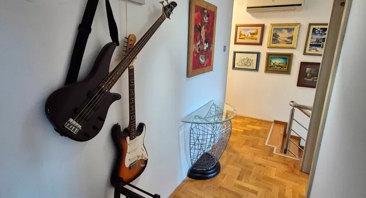 Šestosoban stan | 4zida