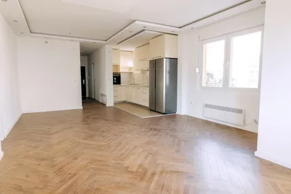 Stanislava Biničkog 51 | 4zida.rs