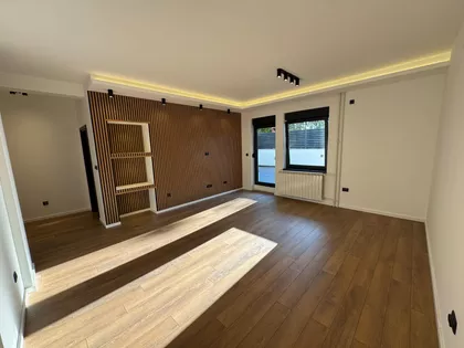 Križanićeva 22 | 4zida.rs