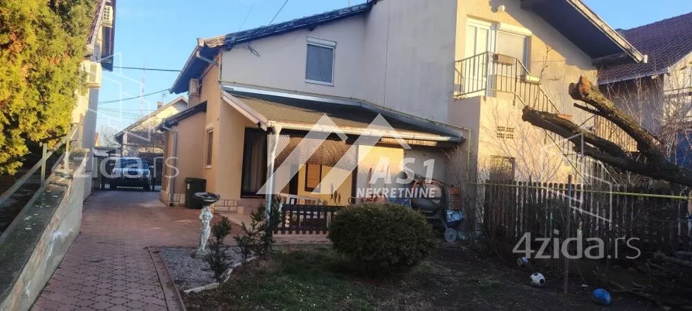 3-etažna kuća | 4zida