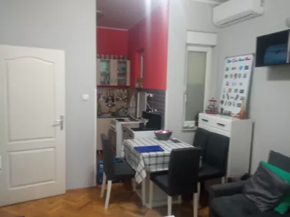 Trg Majke Jevrosime | 4zida.rs