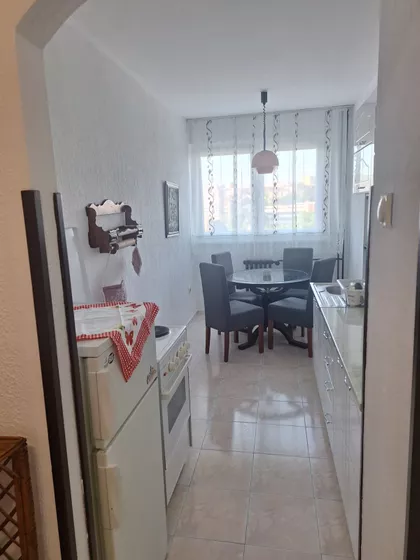 Trise Kaclerovica | 4zida.rs