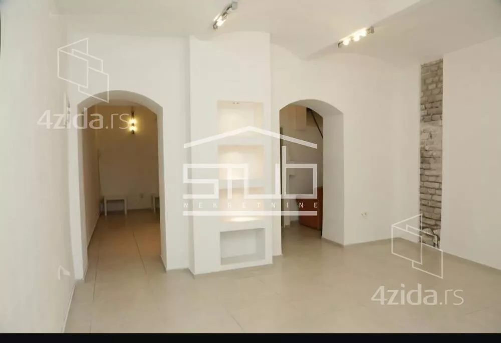 Lokal | 4zida