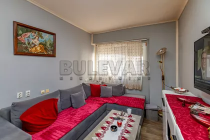 Svetosavska | 4zida.rs