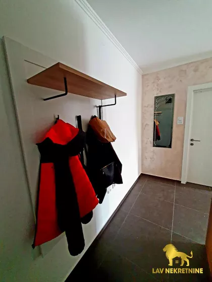 ŽELEZNIČKA | 4zida.rs