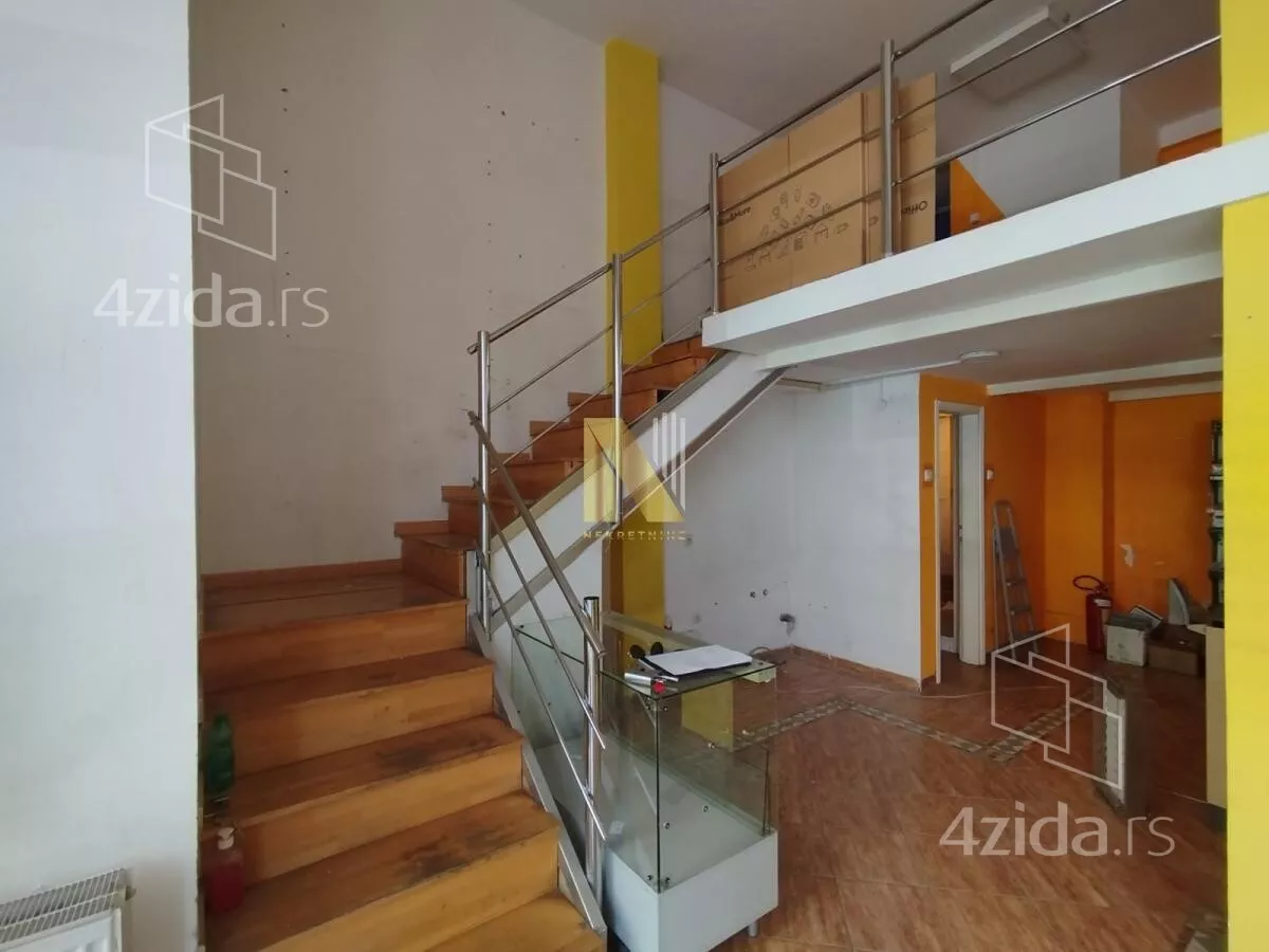 Lokal | 4zida